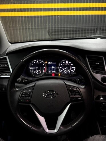 Hyundai Tucson-15