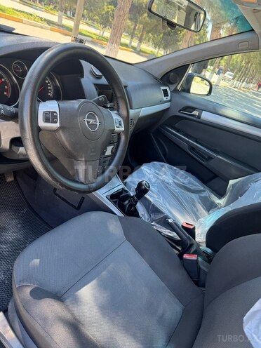 Opel Astra-18