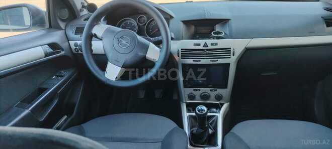 Opel Astra-2