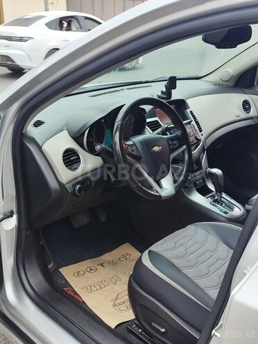 Chevrolet Cruze-6