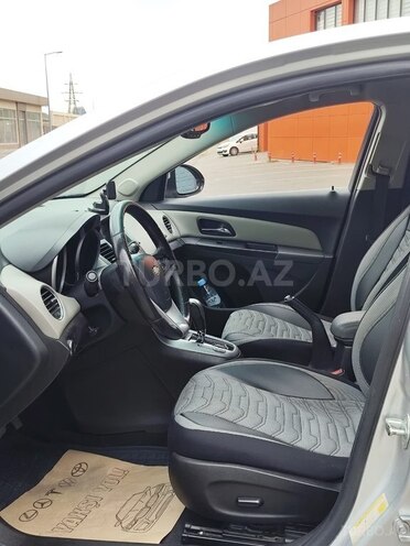 Chevrolet Cruze-5