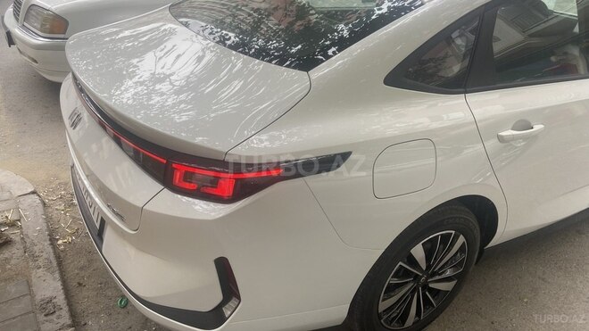 Changan Qiyuan A05-11