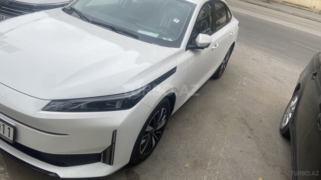 Changan Qiyuan A05-8