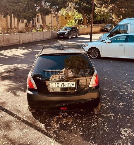 Kia Rio-8