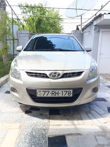 Hyundai i20-1