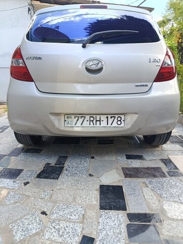 Hyundai i20-2