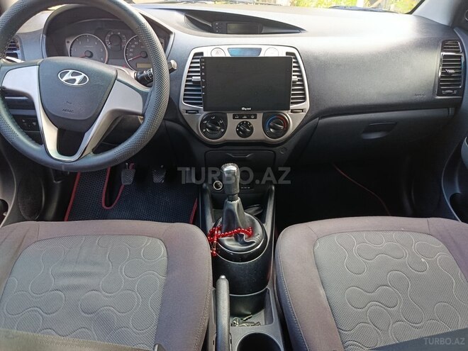 Hyundai i20-3