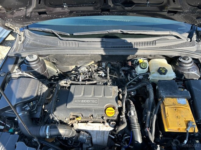 Chevrolet Cruze-8