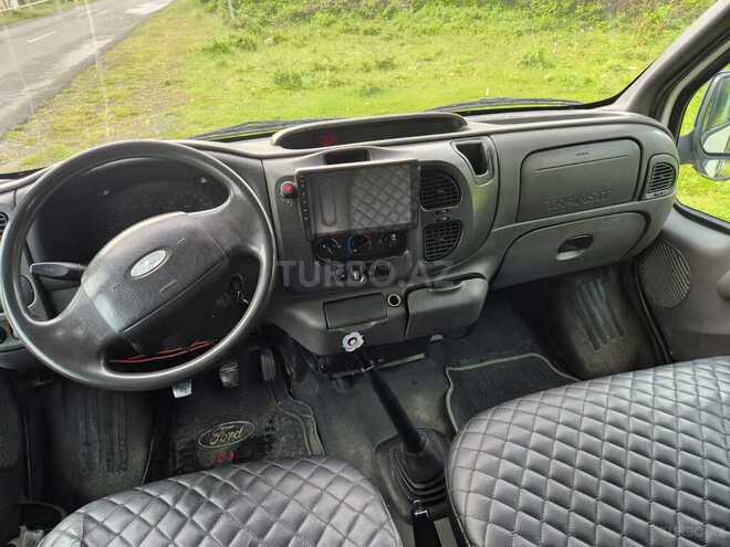 Ford Transit-7