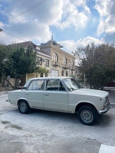 LADA (VAZ) 21011-3