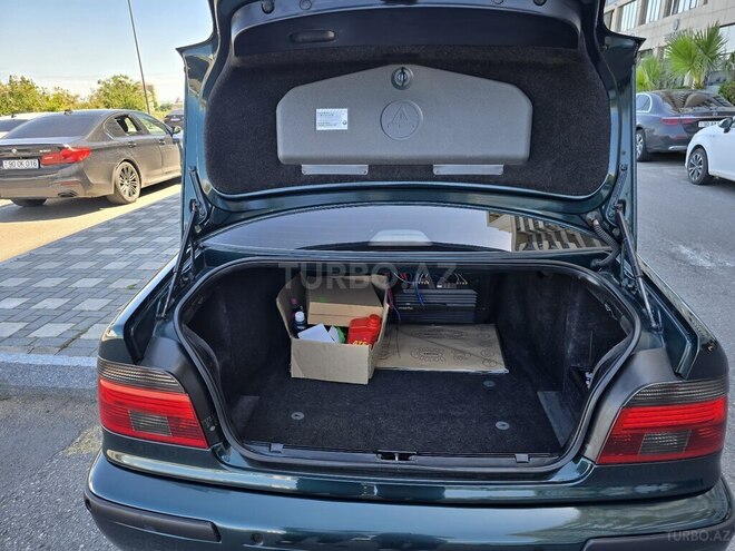 BMW 523-7