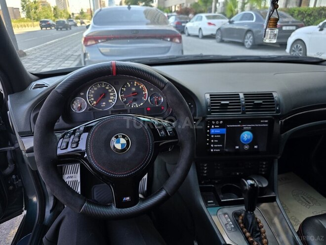 BMW 523-9