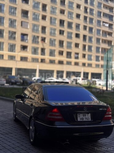 Mercedes C 230-11
