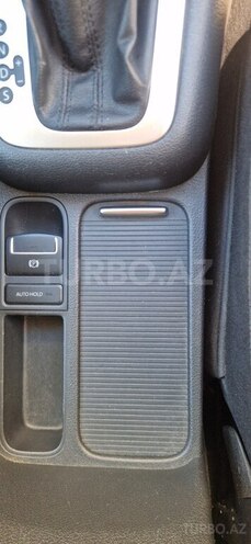 Volkswagen Tiguan-13