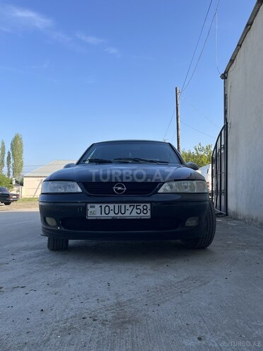 Opel Vectra-1