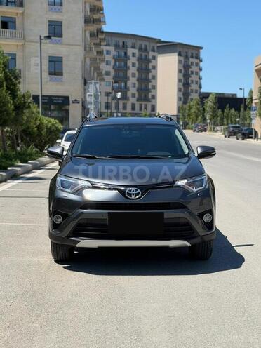 Toyota RAV4-3