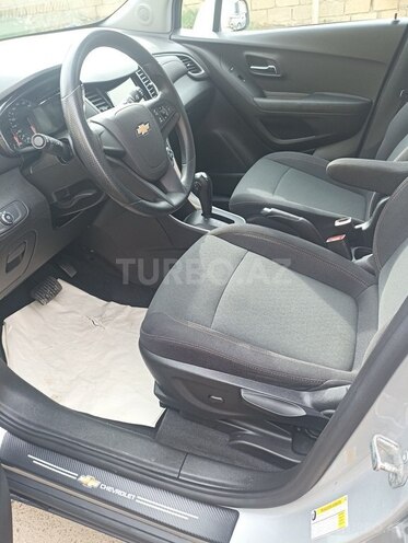 Chevrolet Trax-10