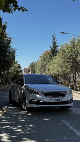 Hyundai Sonata-1
