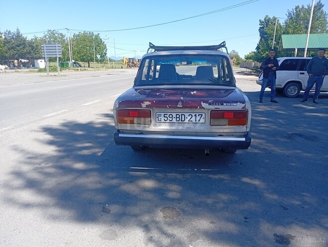 LADA (VAZ) 2107-5