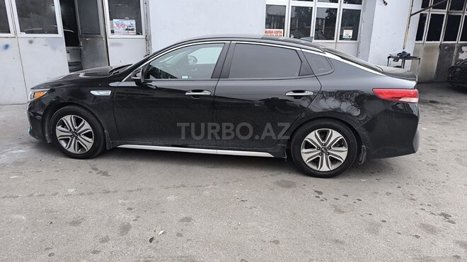 Kia K5-14