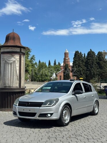 Opel Astra-2