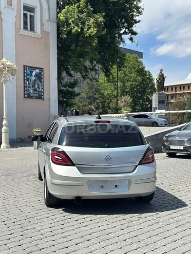 Opel Astra-4