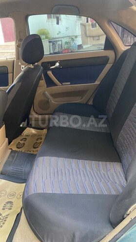 Chevrolet Lacetti-16
