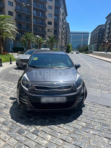 Kia Rio-5