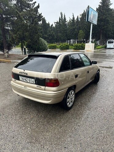 Opel Astra-5