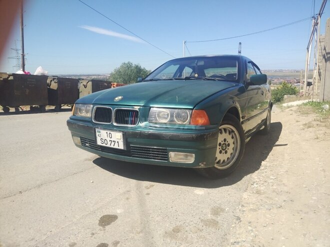 BMW 318-1