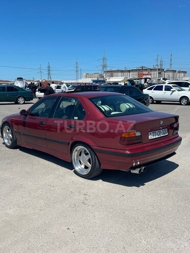 BMW 325-6