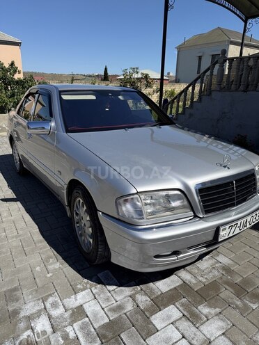 Mercedes C 200-4