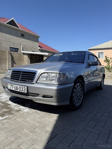 Mercedes C 200-9