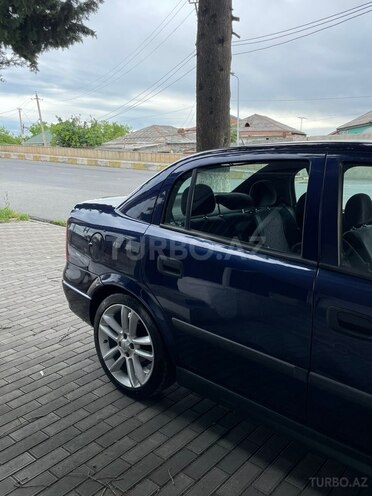 Opel Astra-11