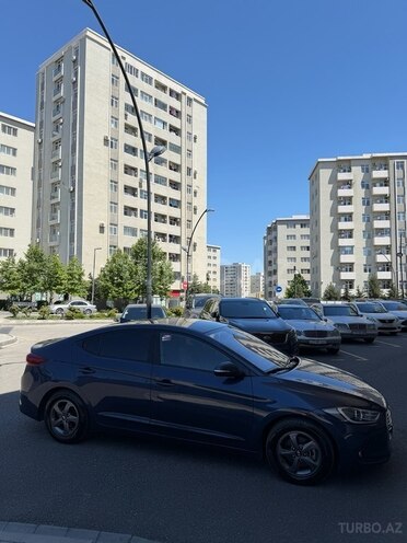 Hyundai Avante-4