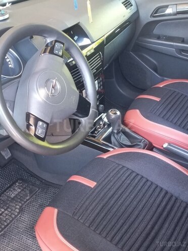 Opel Astra-4