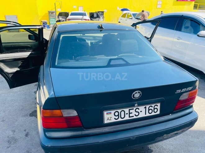 BMW 318-11
