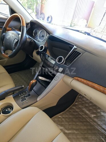 Hyundai Sonata-14