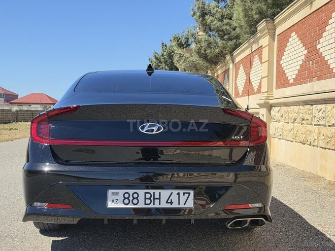 Hyundai Sonata-14