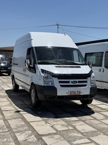 Ford Transit-1