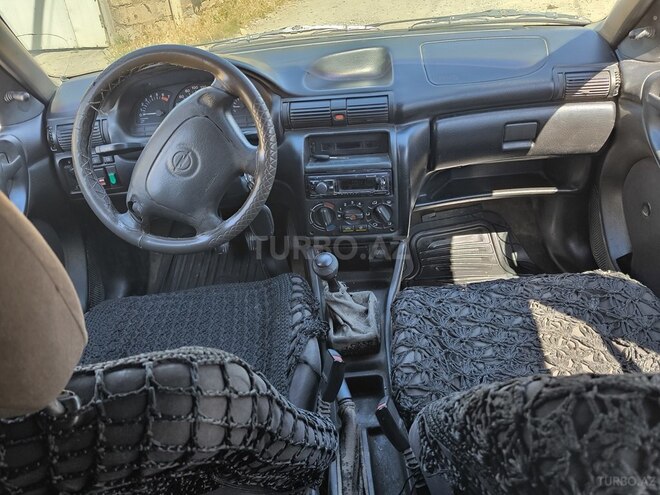 Opel Astra-9