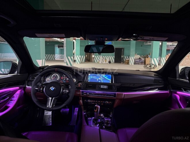 BMW 528-8