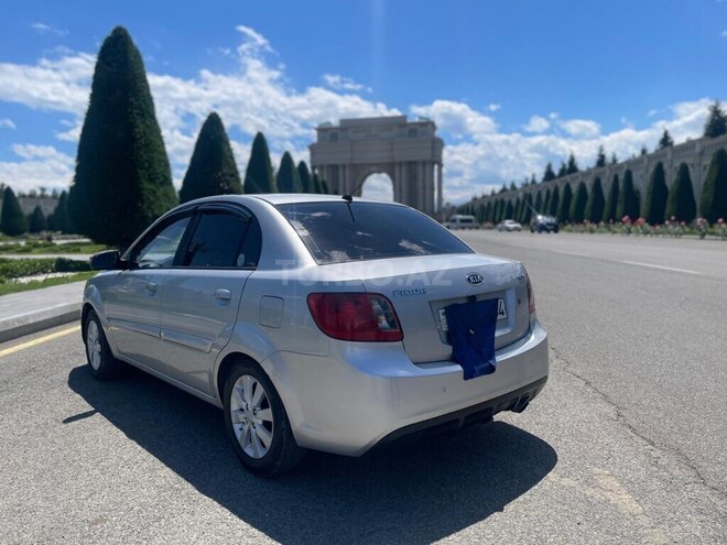 Kia Pride-13