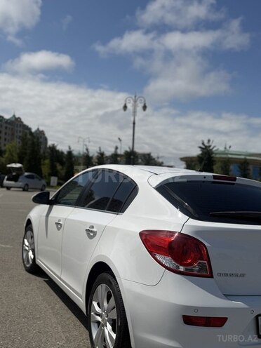 Chevrolet Cruze-4