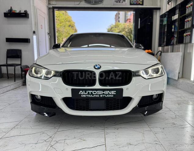 BMW 335-1