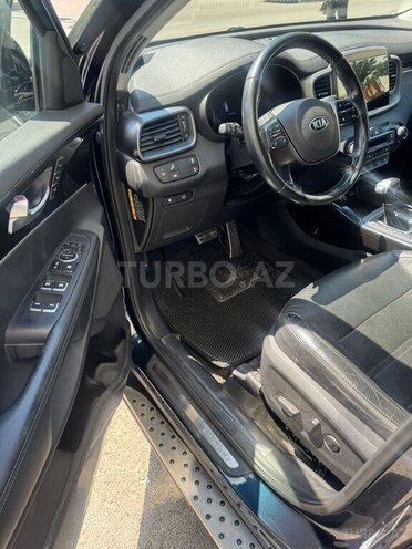 Kia Sorento-3