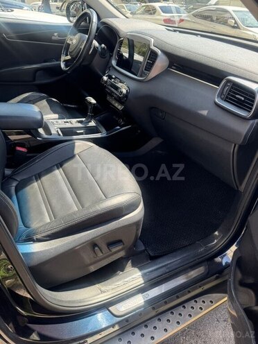 Kia Sorento-4