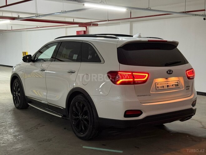 Kia Sorento-5