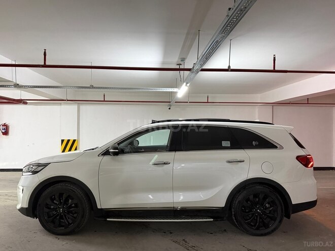 Kia Sorento-19