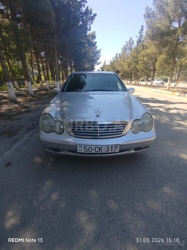 Mercedes C 200-1